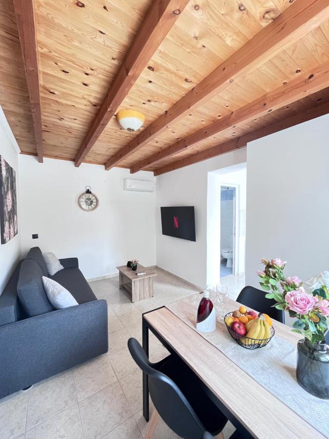 Kosaris Cottage Zipárion Kültér fotó